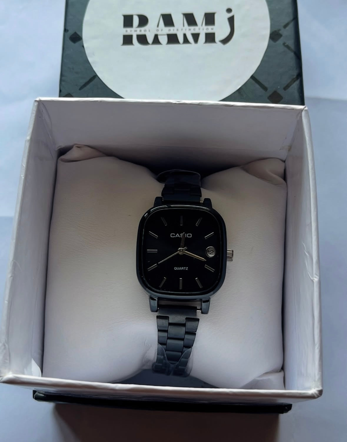 Female old money casio black