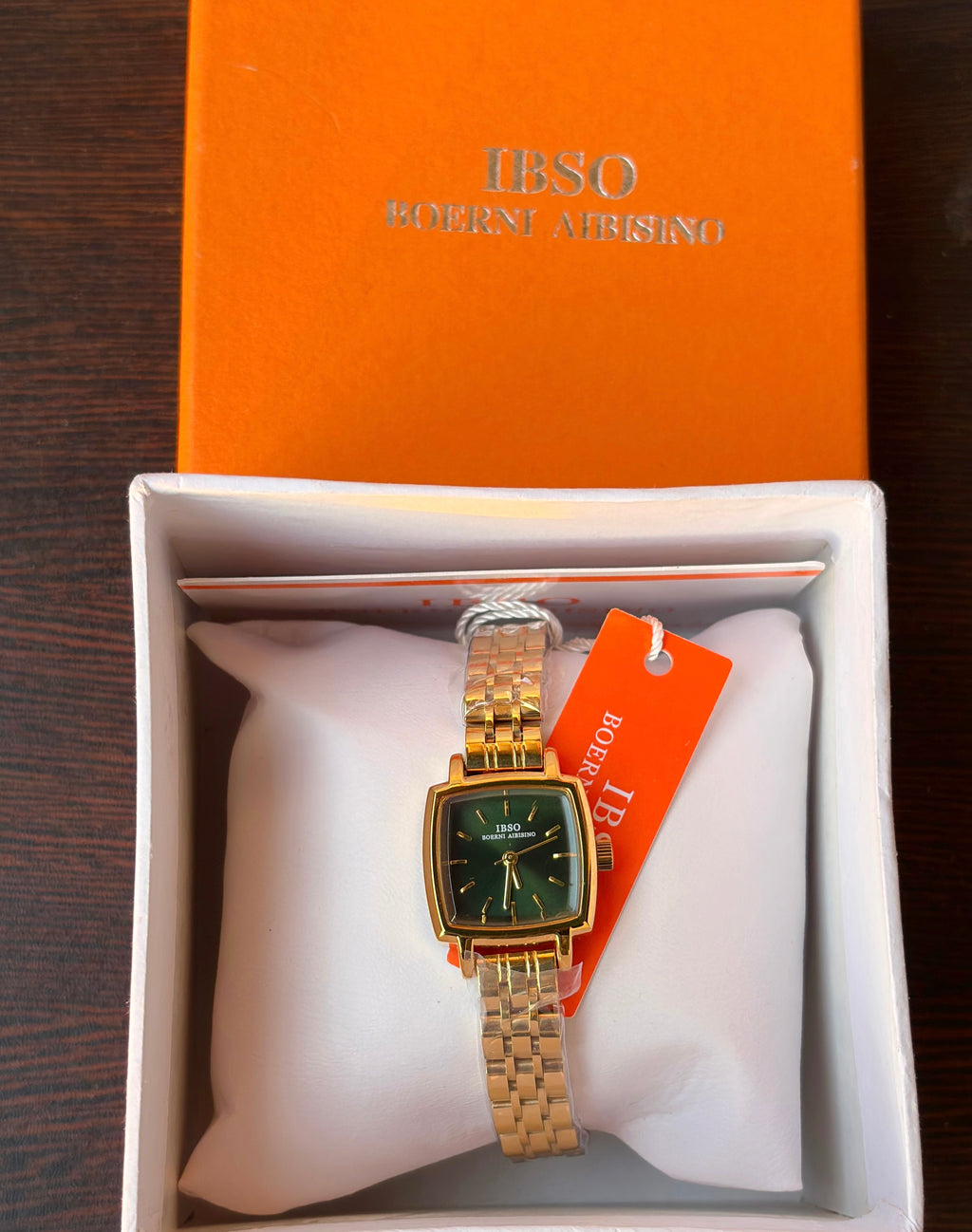 Ibso olive charm