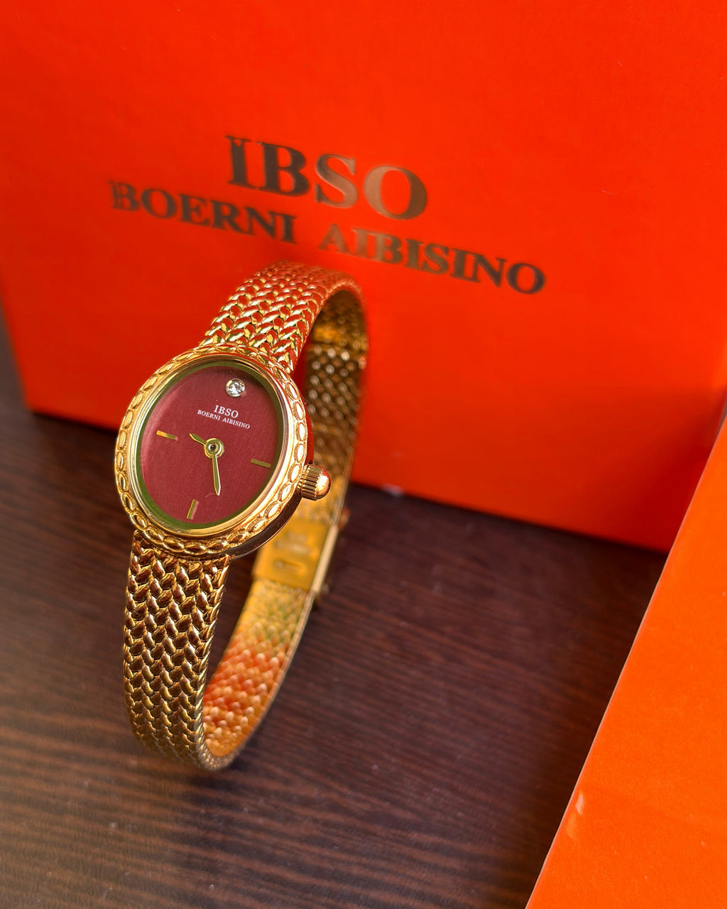 Ibso stunning burgandy