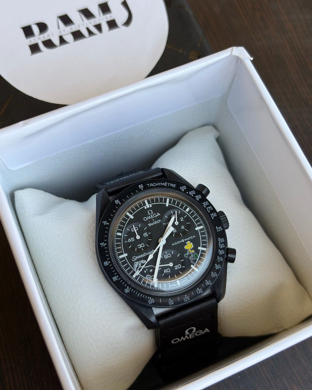 Omega black swatch
