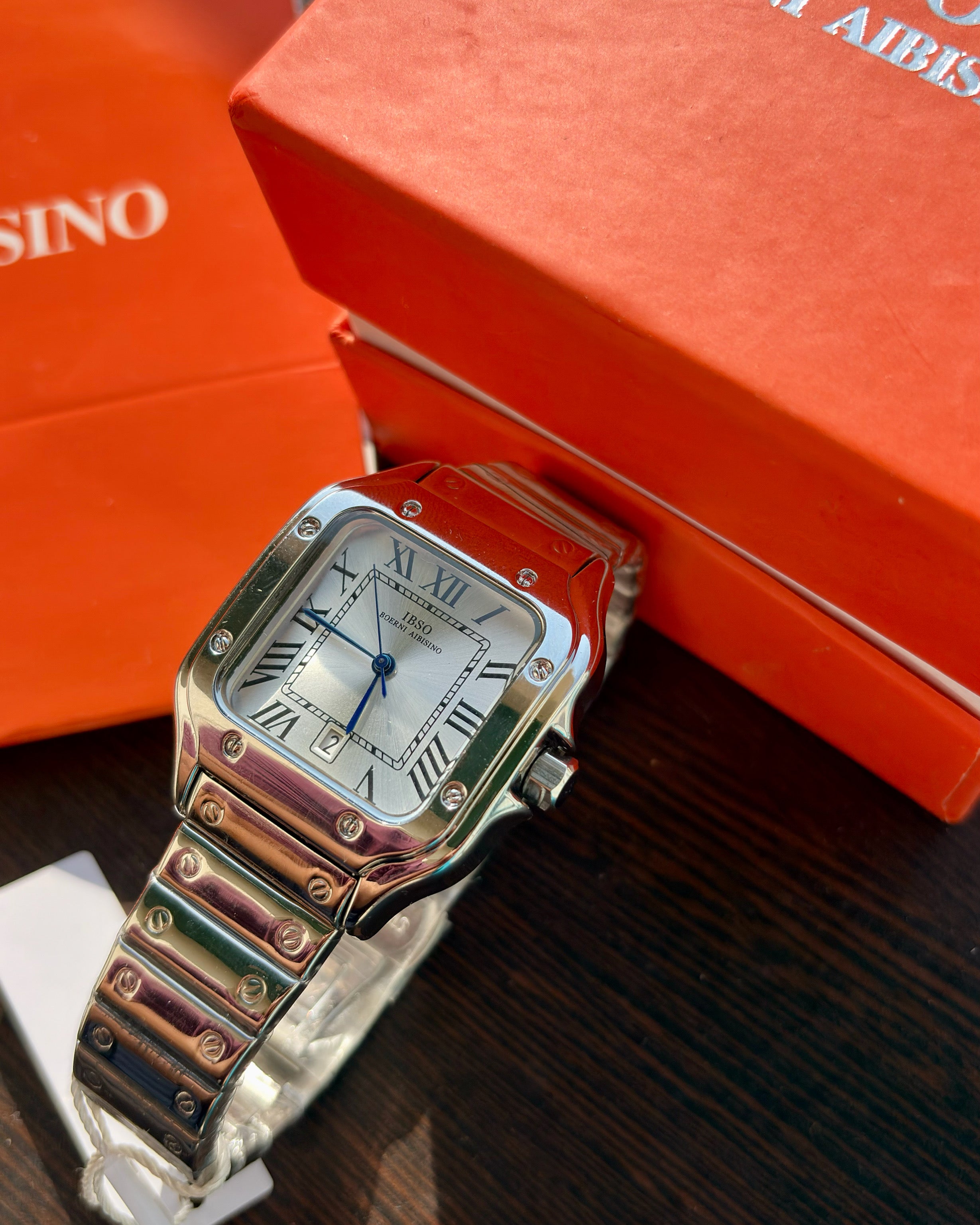 Ibso cartier alike