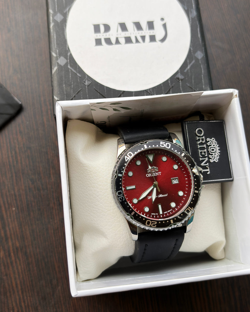 Orient black red leather