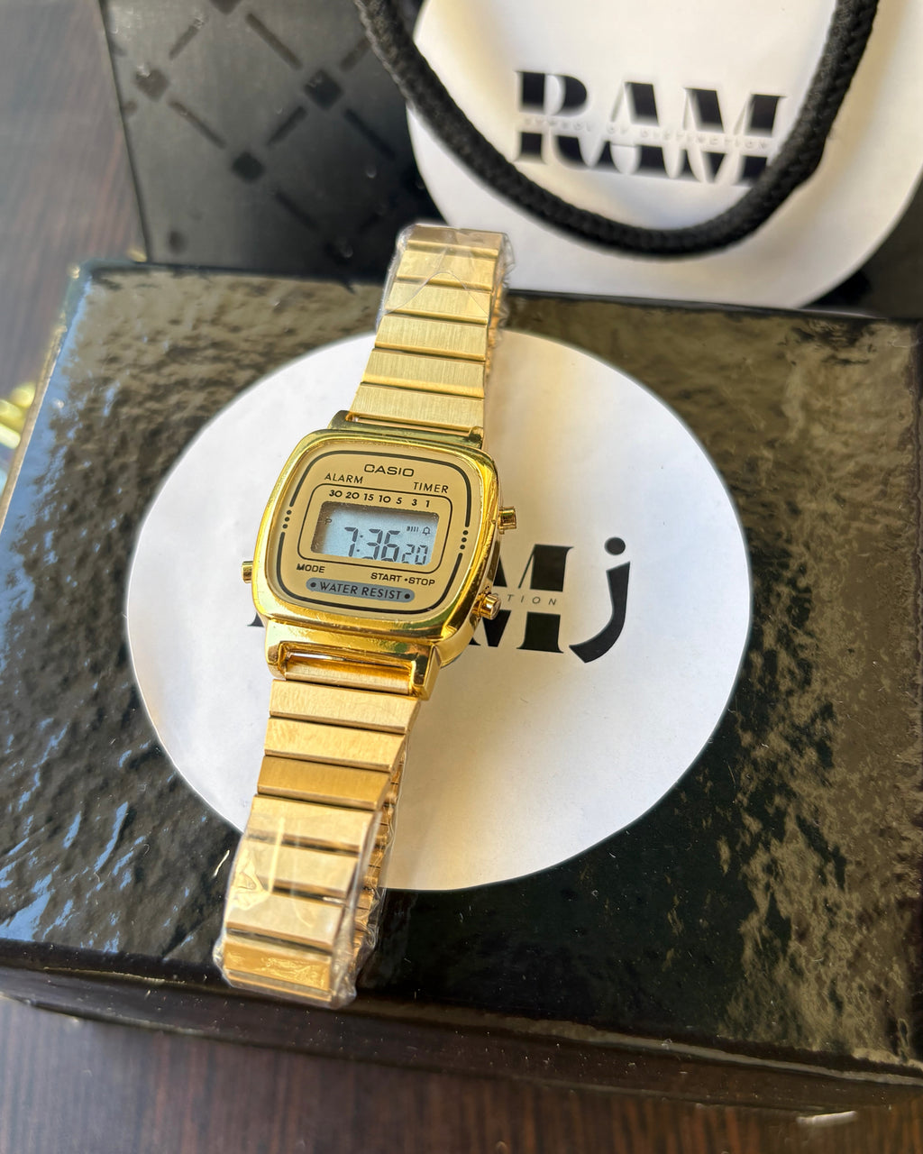 Casio mini all gold