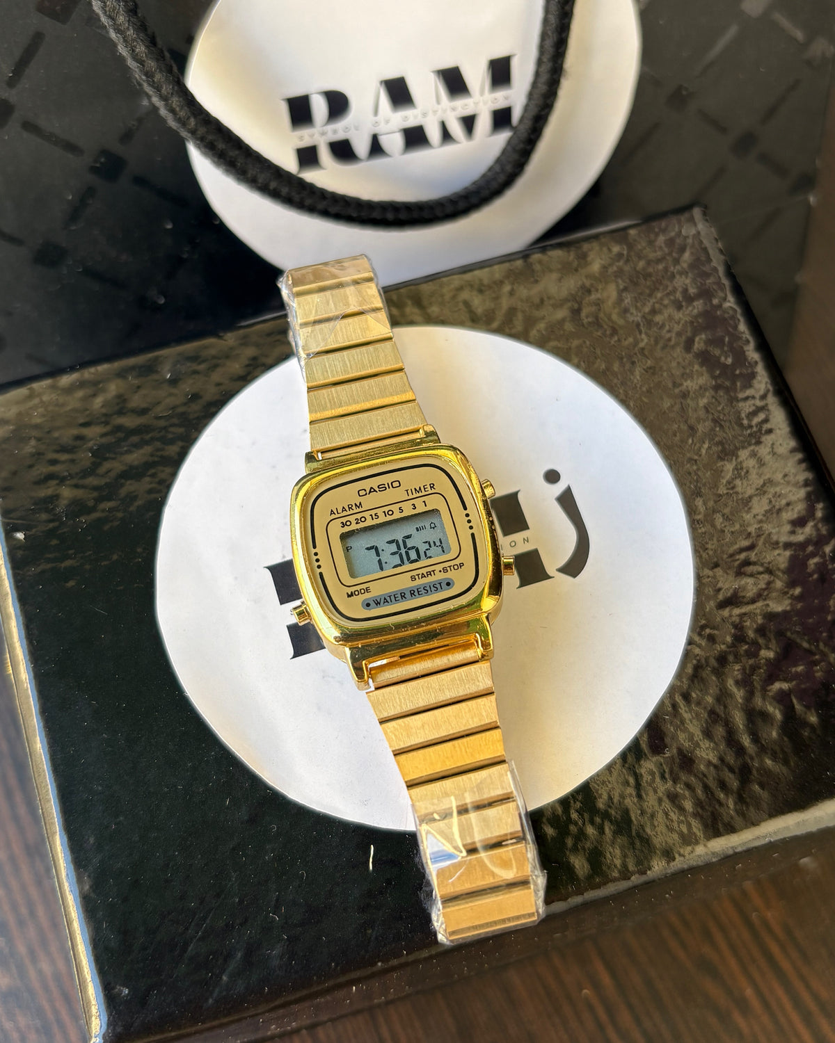 Casio mini all gold