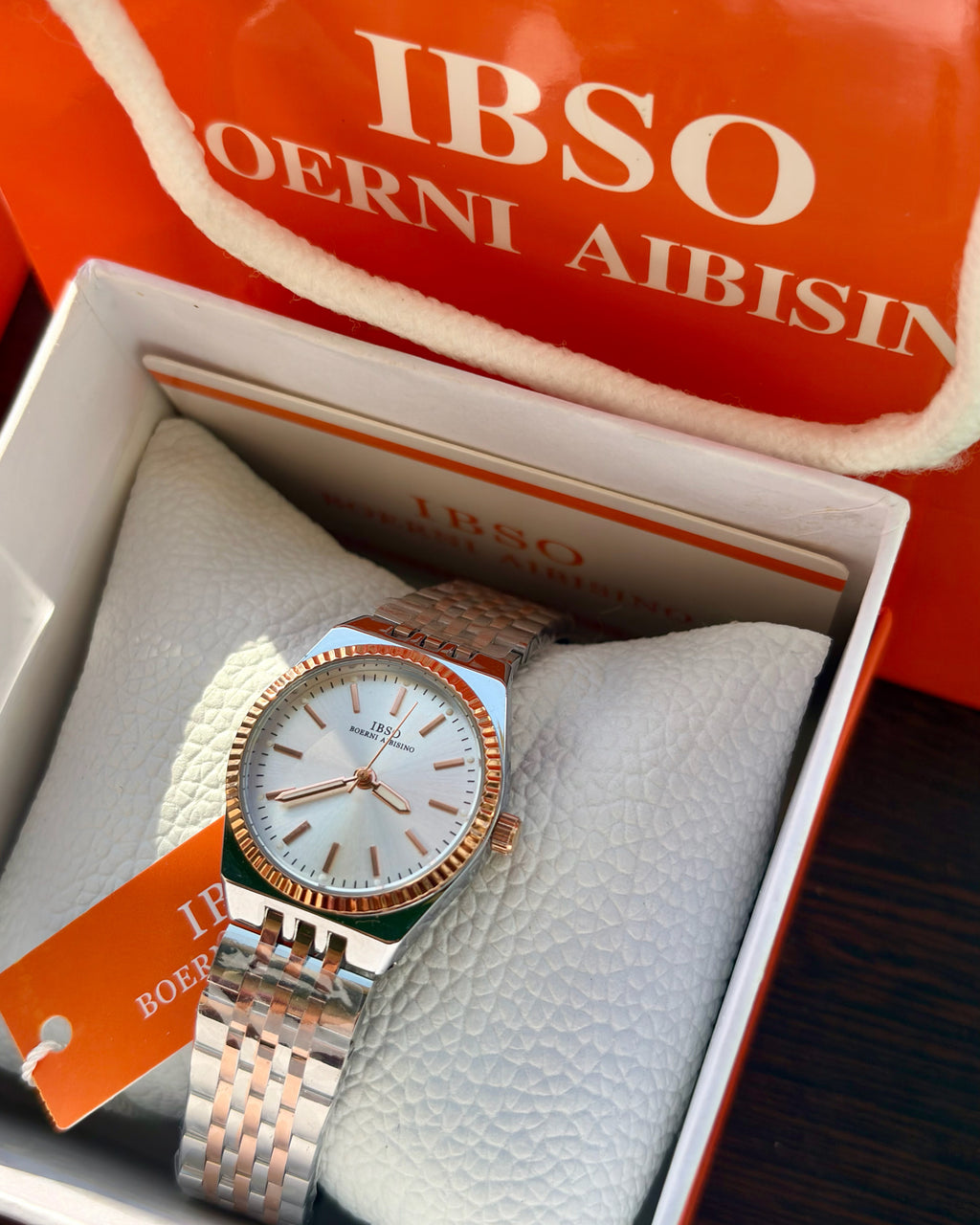 Ibso Rose Aura