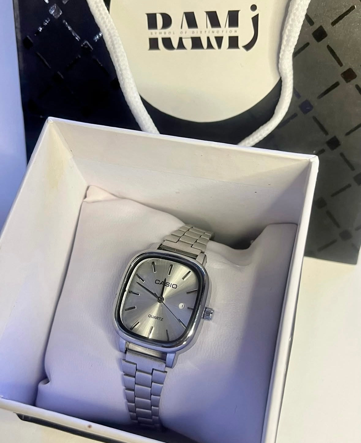 Female old money silver