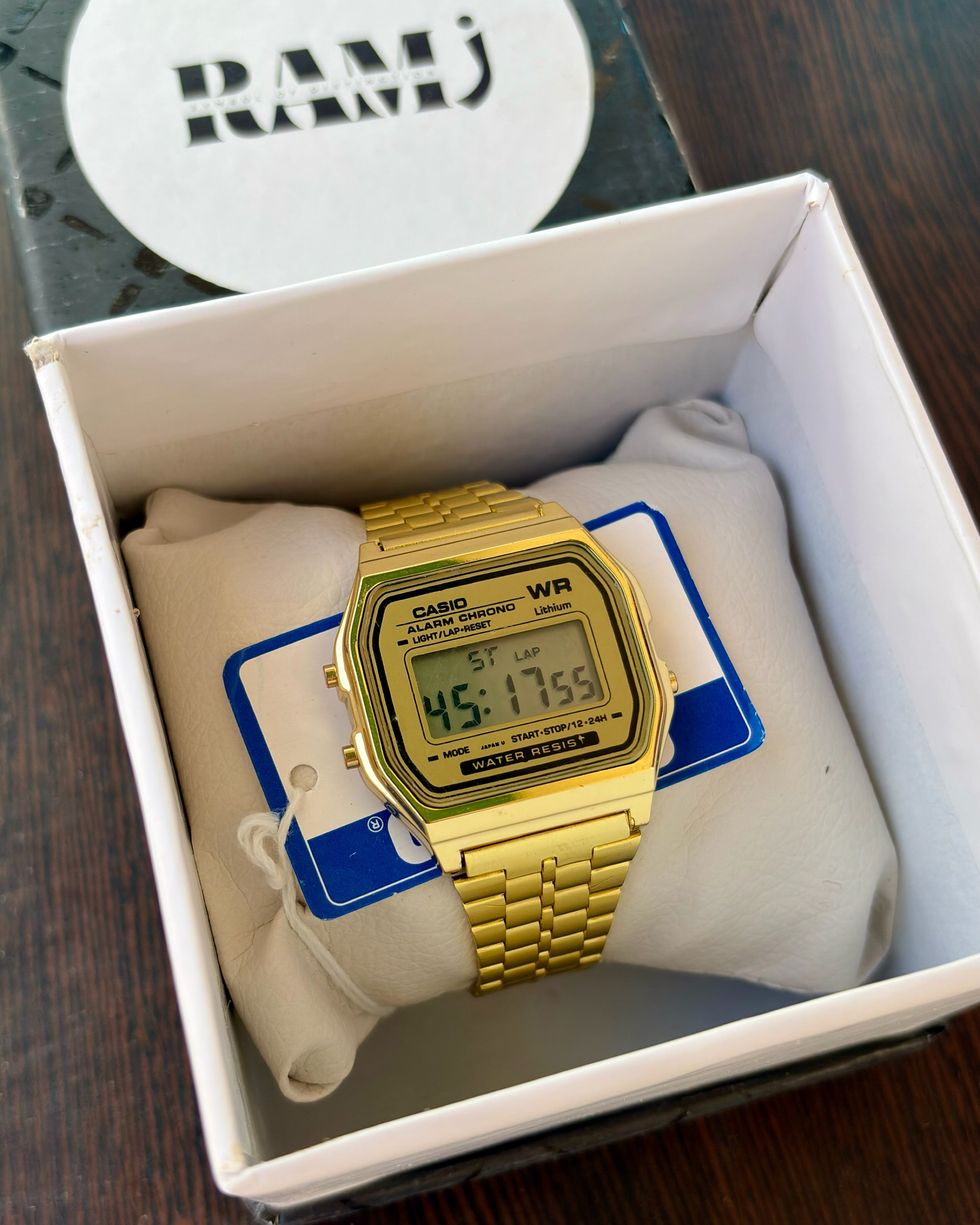 Gold casio digital unisex