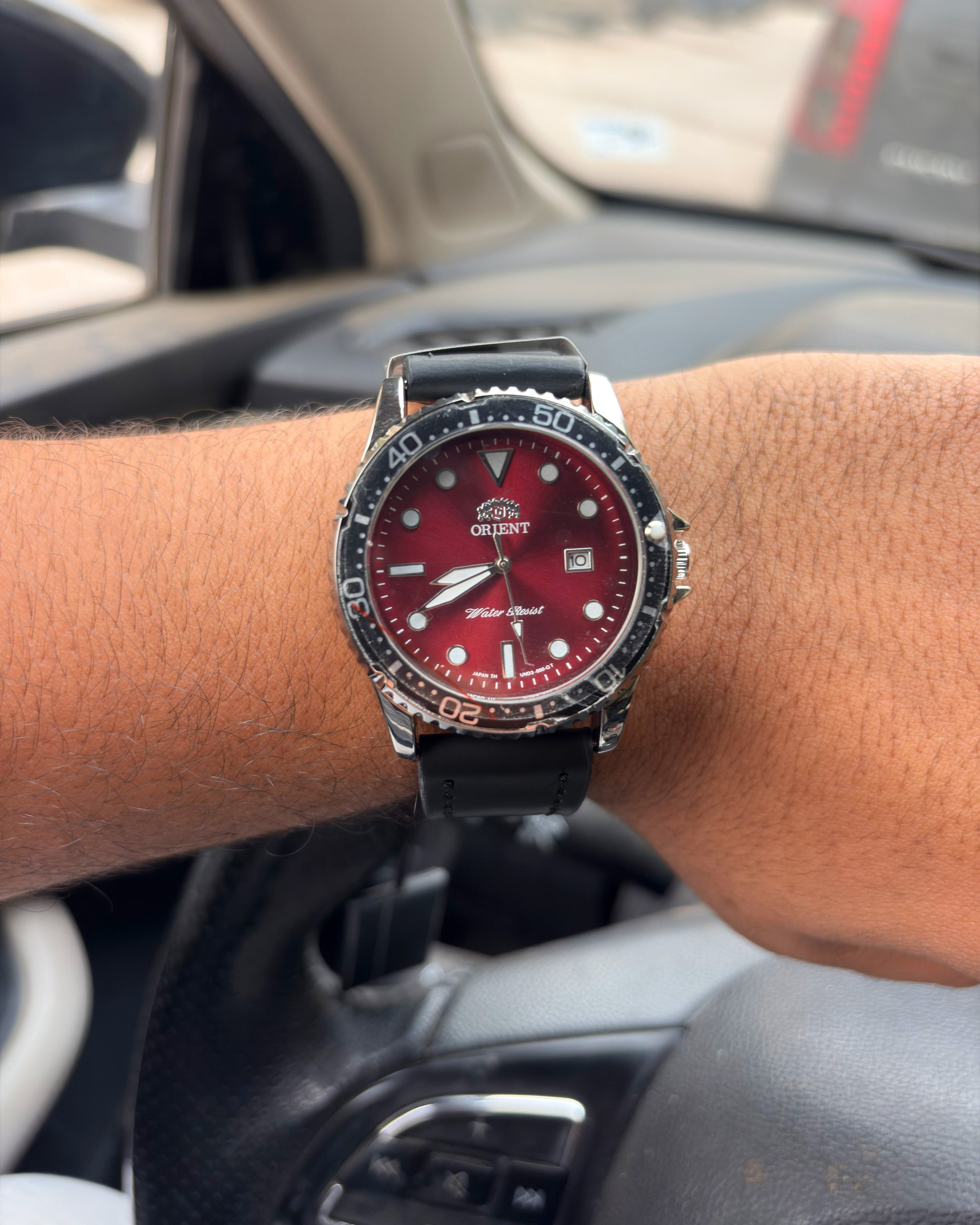 Orient black red leather