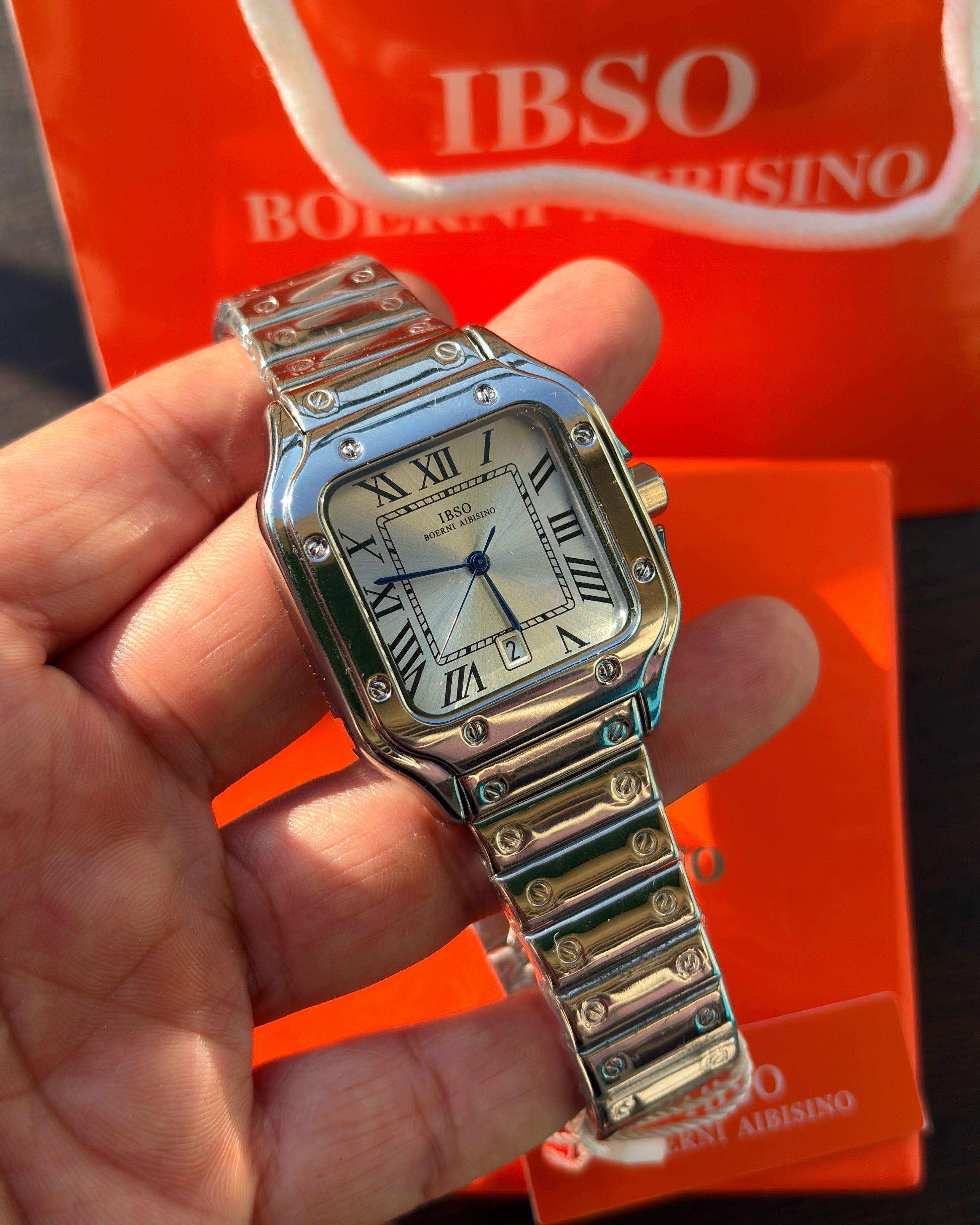 Ibso cartier alike