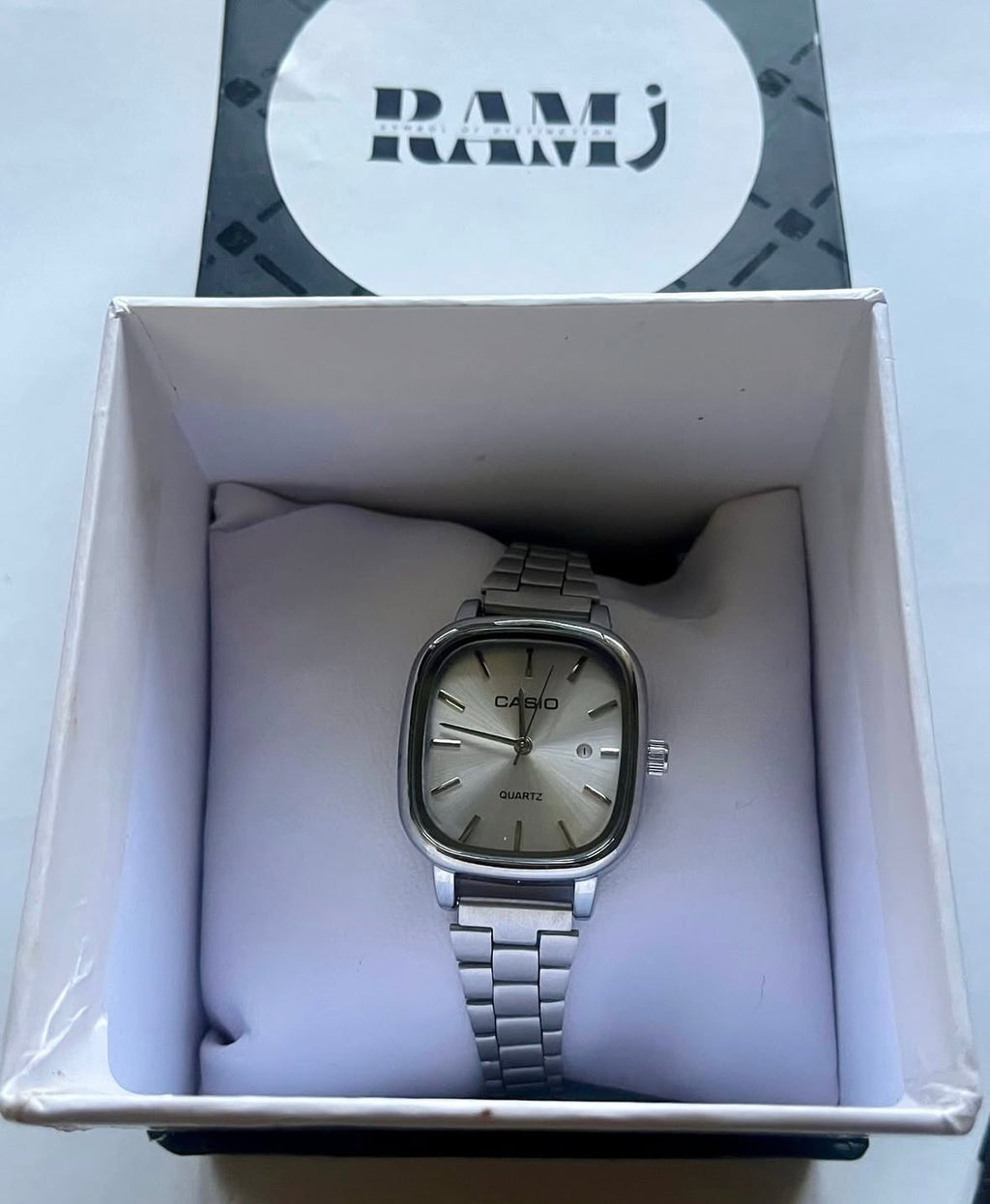 Female old money silver