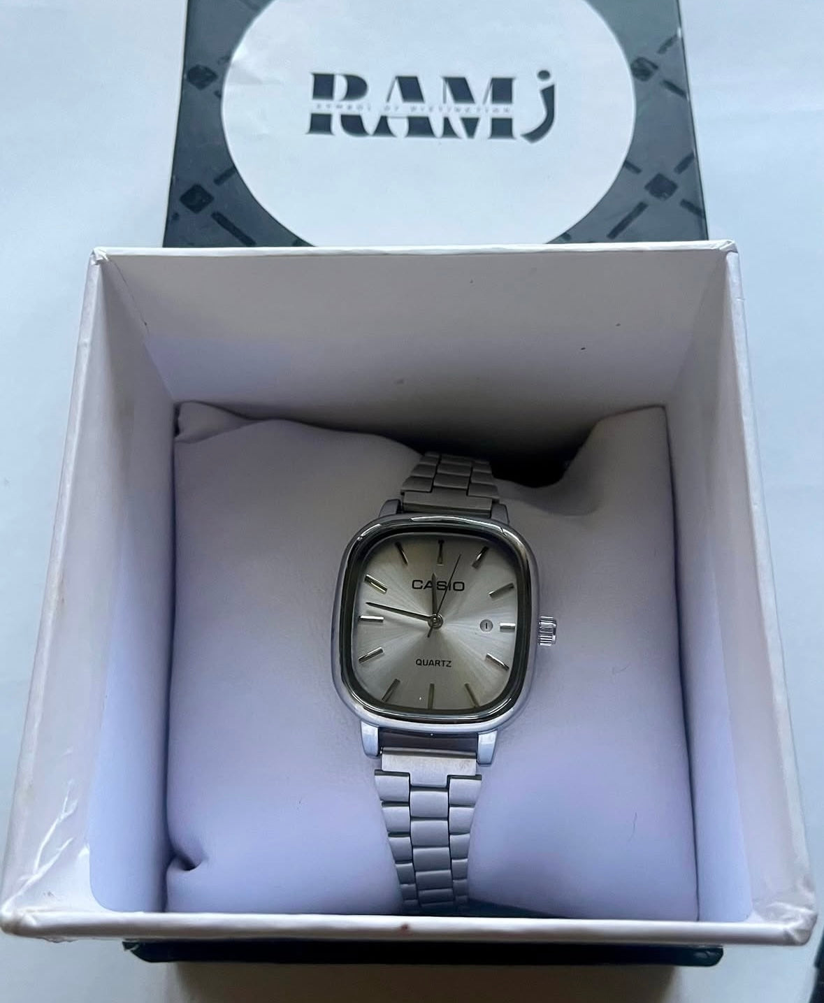 Female old money silver