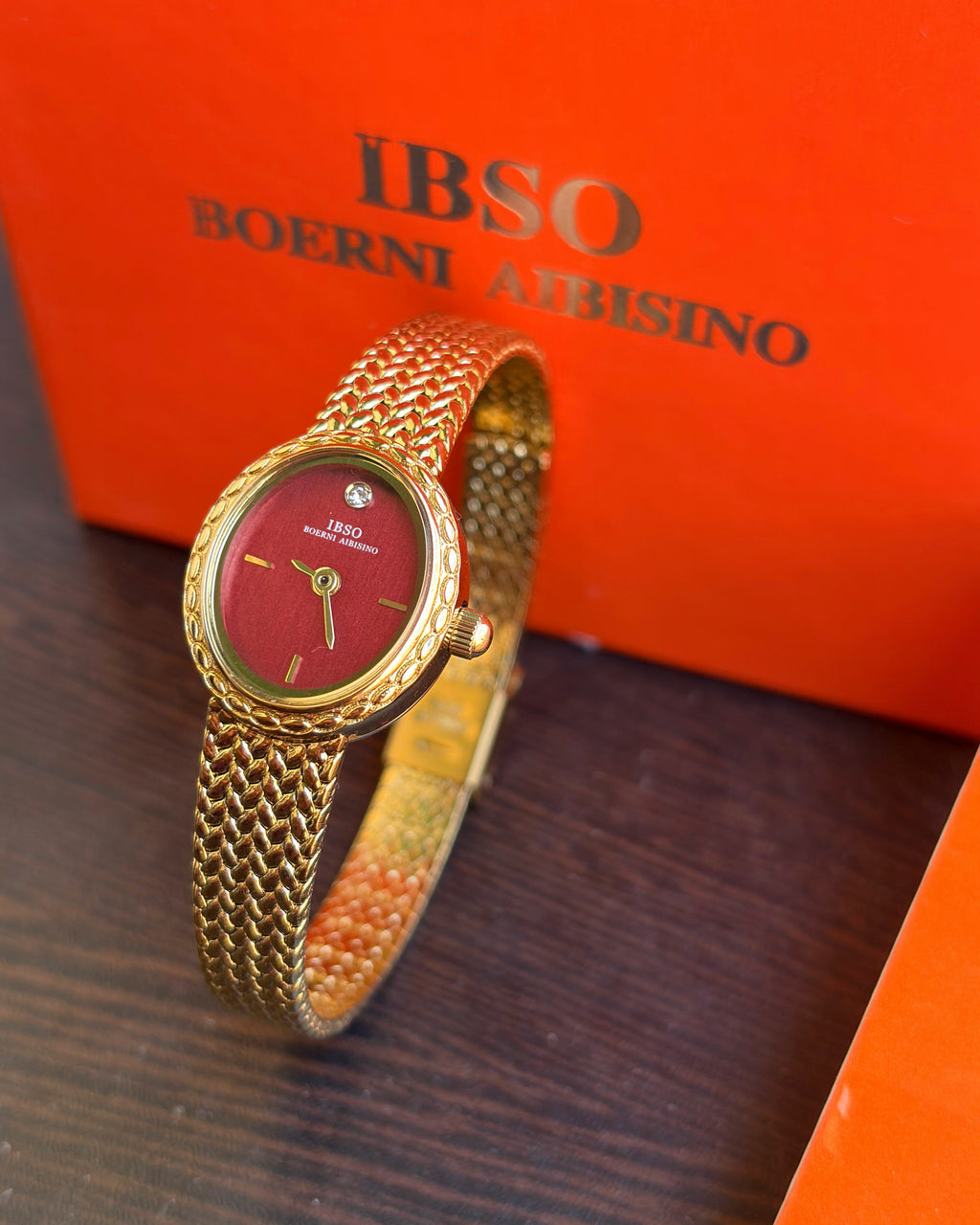 Ibso stunning burgandy